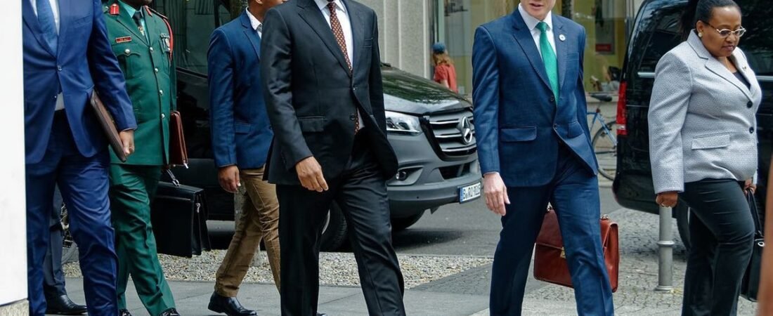 Rais Mwinyi arejea Zanzibar, ataja matokeo chanya ziara ya siku 10 ughaibuni